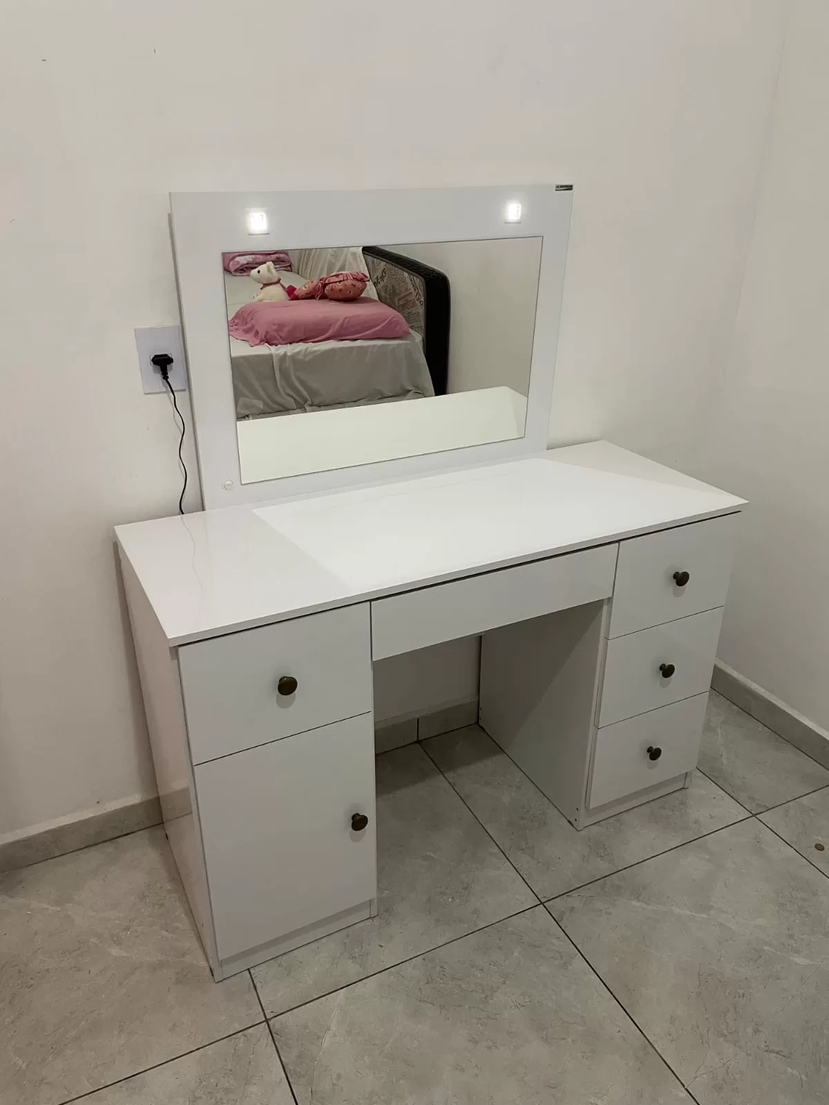 PENTEADEIRA CAMARIM LED SONHOS