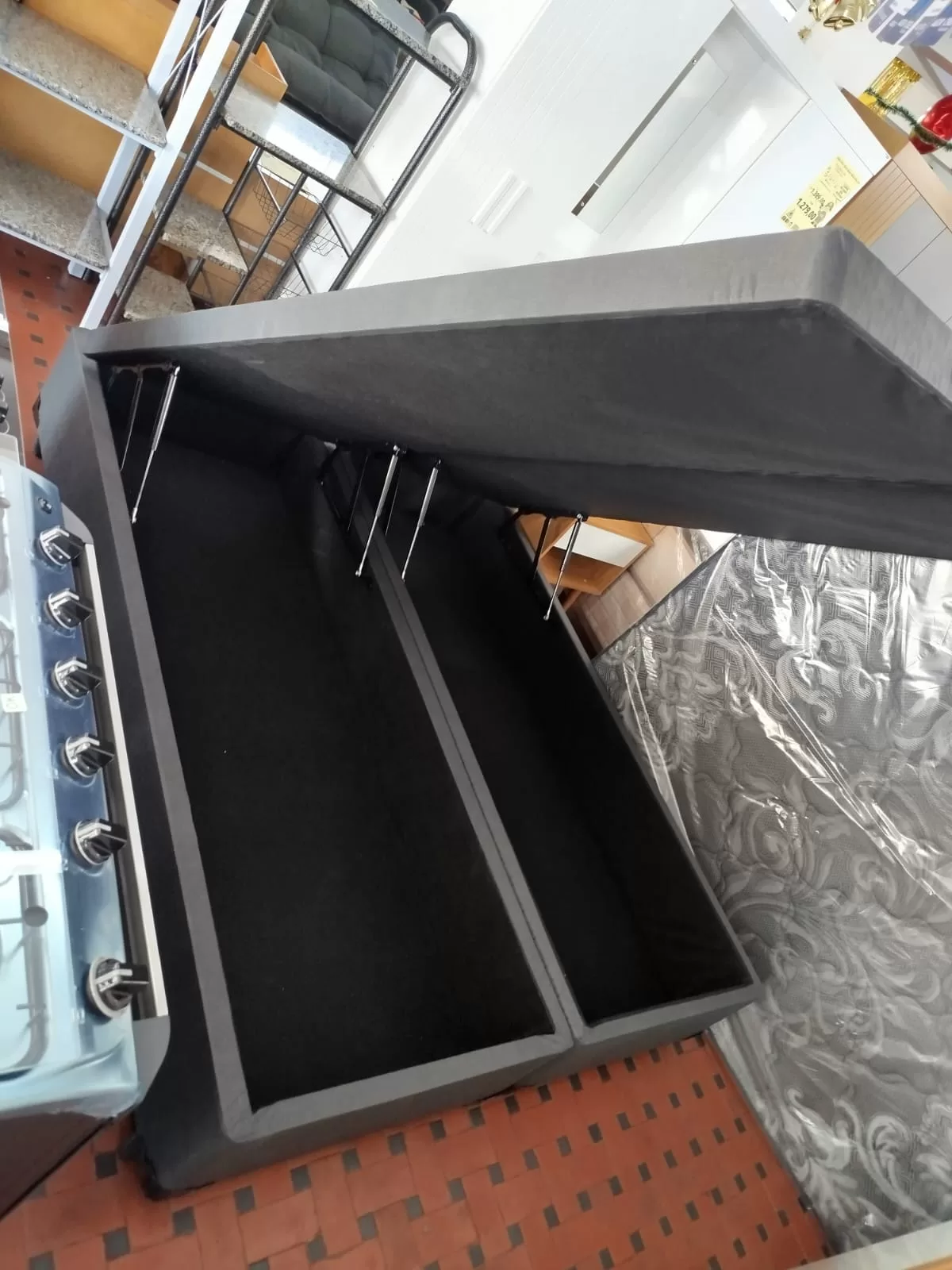CAMA BOX BAU QUEEN AMERIBOX 150 KG CADA LADO