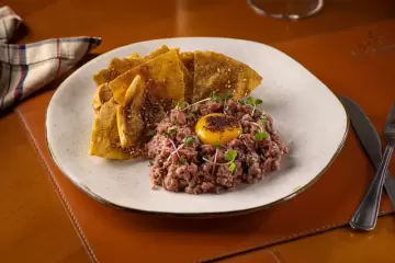 Steak tartare com especiarias
