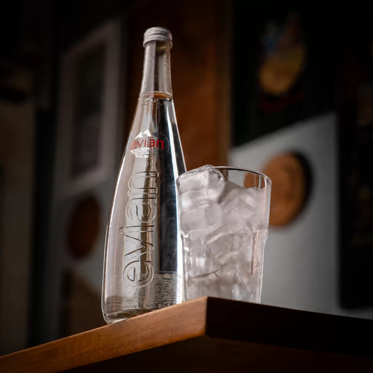 Água Mineral Japonesa Evian 750ml